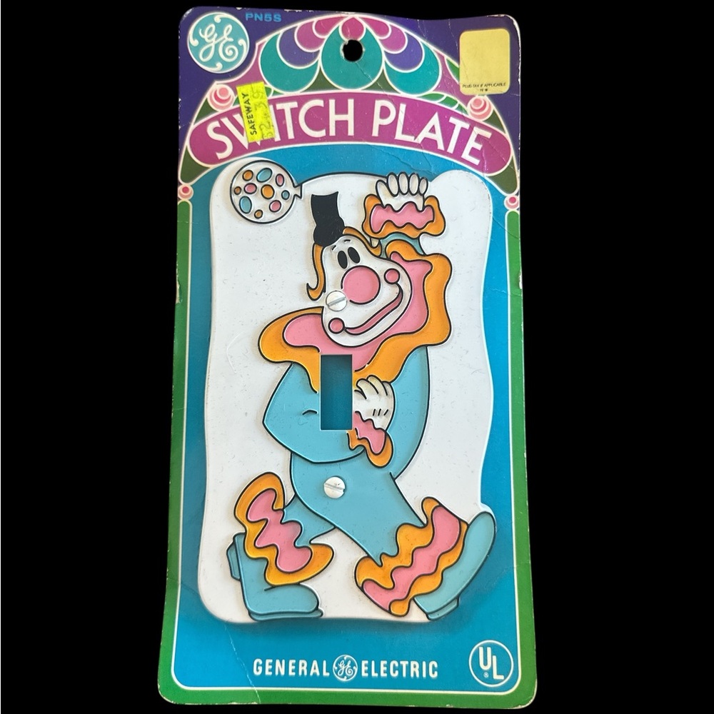 Vintage General Electric Clown Light Switch Plate Cover NOS PN5S
